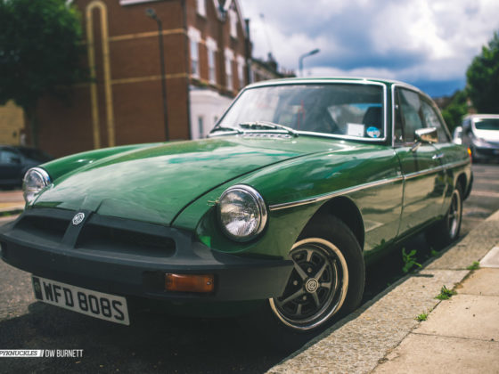 Rubber-Bumper-MGB-GT-London--5